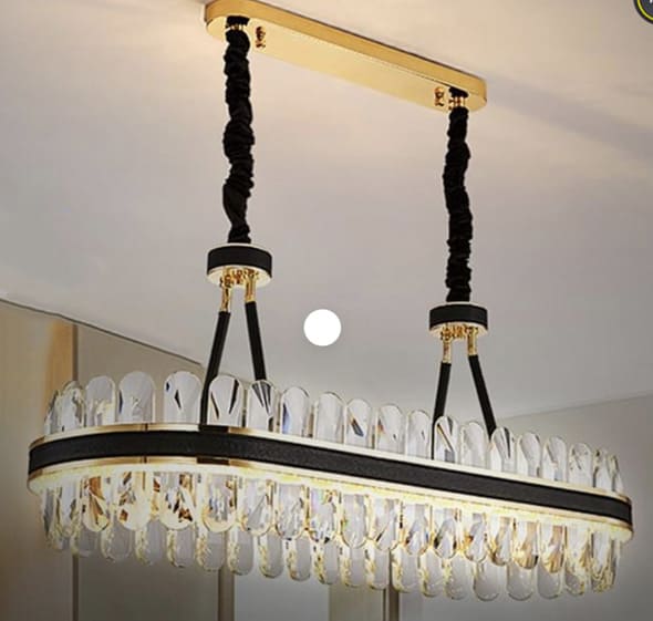 نجفة كريستال ليد 3 لون اطار جلد اسود x ذهبي