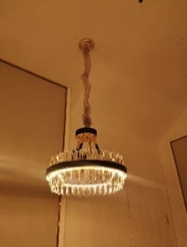 نجفة كريستال ليد، 3 لون، اطار جلد اسود x ذهبي